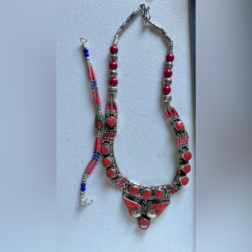 Tibetan necklace and bracelet